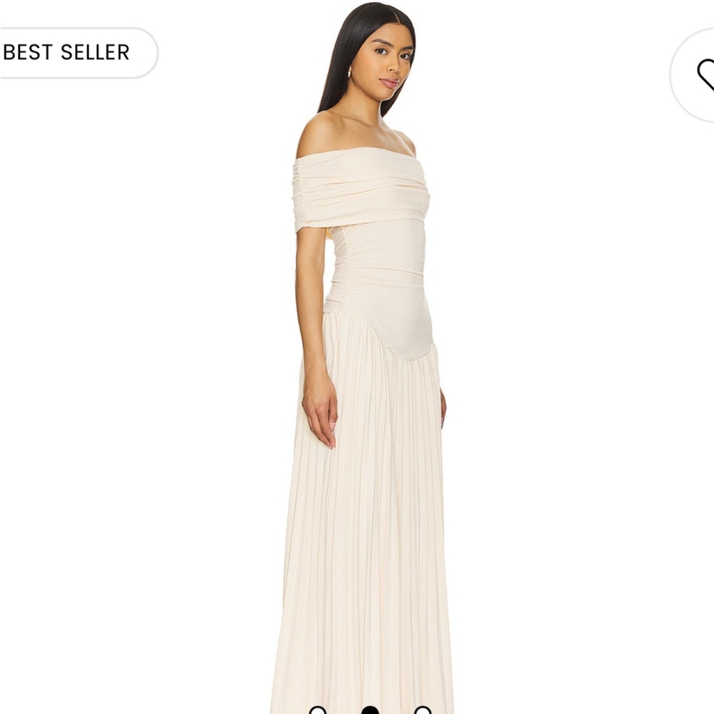 Brand new field of dreams dress in oatmeal. Lioness brans with tags